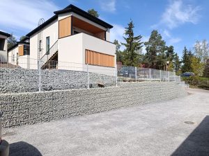 tukimuuri aidalla