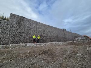 Tukimuuri kivikorista